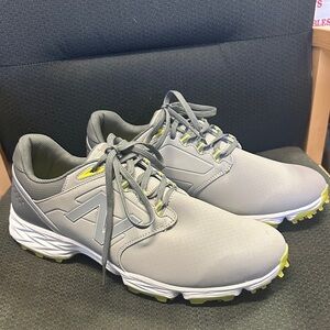 Men’s New w/o box New Balance golf spikes size 15 water resistant!